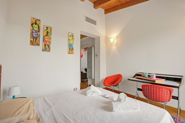 2 habitaciones, wifi gratis y ropa de cama