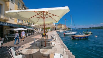 Ristorazione all'aperto