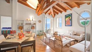 Apartamento familiar, 2 habitaciones, 2 baños, junto al lago (Morgante Salò-Lake view & parking) | Restauración