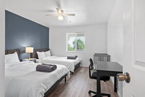 2 chambres, bureau, fer et planche à repasser, Wi-Fi