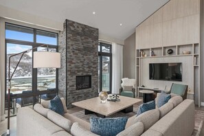 TV, fireplace, offices