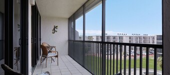 Sundial F407- Gorgeous Fully Equipped Condo