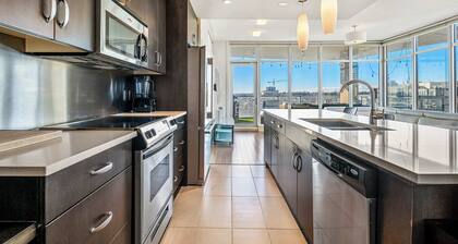 Urban Oasis | 2BR Condo | Downtown | Large Balcony