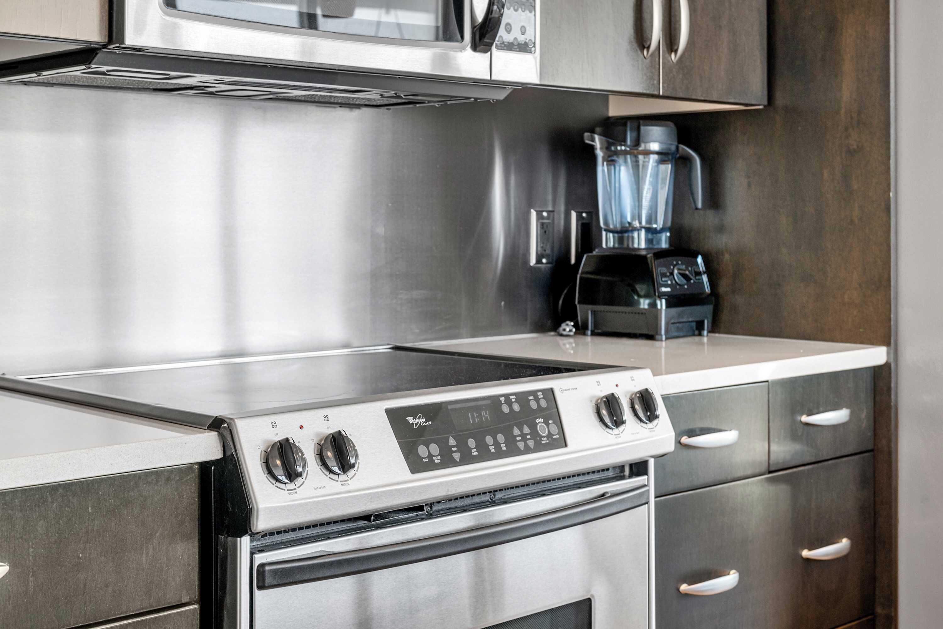 雪櫃、微波爐、焗爐、爐具