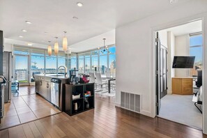 Fridge, microwave, oven, stovetop - Urban Oasis | 2BR Condo | Downtown | Large Balcony (Calgary)