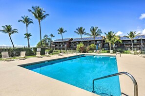 Pool - Oceanfront Molokai Shores Condo w/ Pool Access! (Kaunakakai)