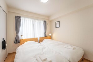 1 bedroom, iron/ironing board, free WiFi