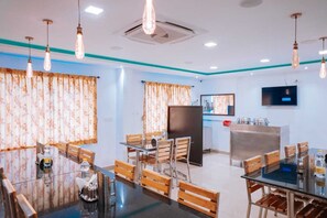 Restaurant - RD Hotel (Perundurai)