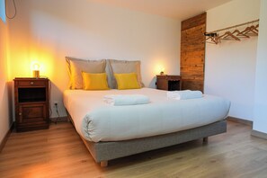 3 dormitorios, tabla de planchar con plancha, wifi y ropa de cama