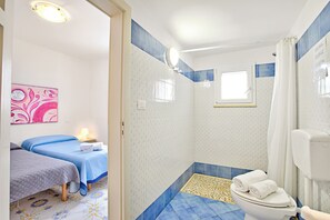Standard Studio, Microwave (Complesso Azzurro Mono 3 Near The) | Bathroom