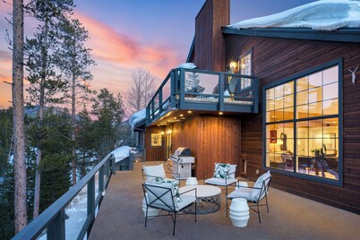 Indoor Pool, Gym & Hot Tub Near Keystone | Crown Jewel of Keystone by AvantStay