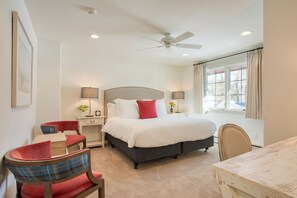 7 bedrooms, desk, iron/ironing board, travel cot - Indoor Pool, Gym & Hot Tub Near Keystone | Crown Jewel of Keystone by AvantStay (Keystone)