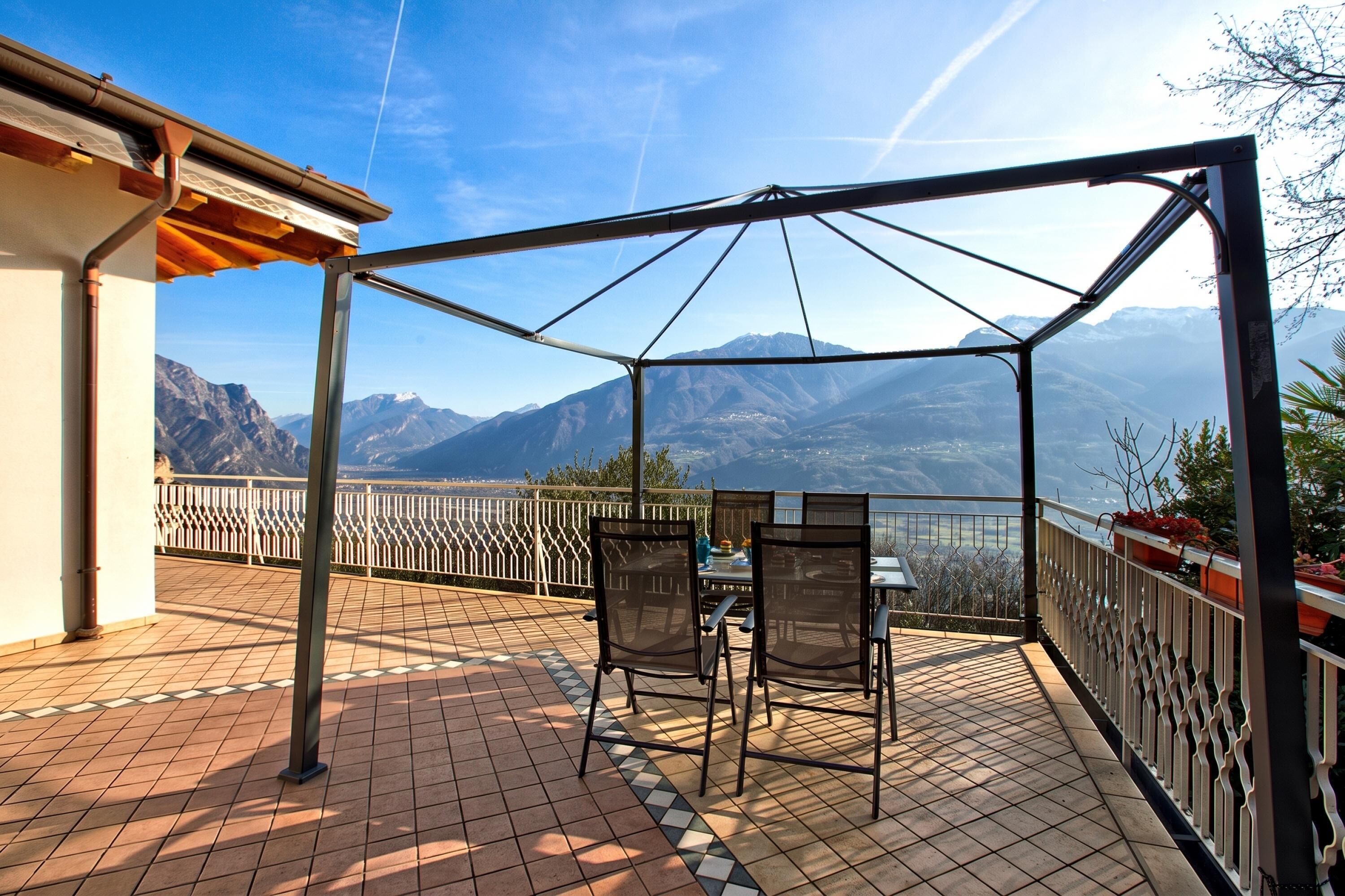 Family Apartment, 2 Bedrooms, Microwave (Casa Panorama in Tremosine with View) | Outdoor dining