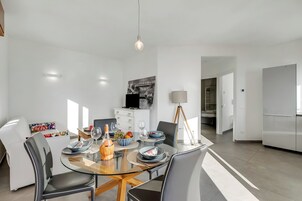 Family Apartment, Multiple Bedrooms (Casa Panorama Tremosine) | Interior