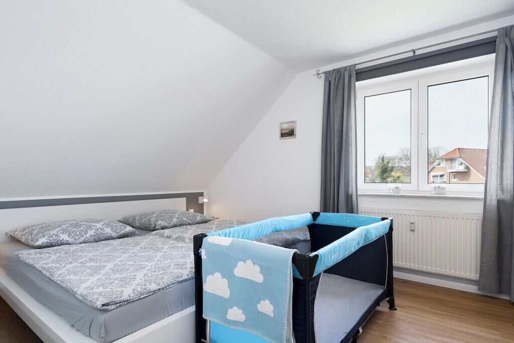1 bedroom, iron/ironing board, free WiFi