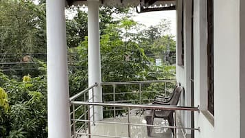 Ngoại thất