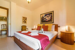 Villa | 5 dormitorios