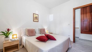 Apartment | 3 bedrooms - Casa Rosa dei Venti in Cala Gonone (Dorgali)