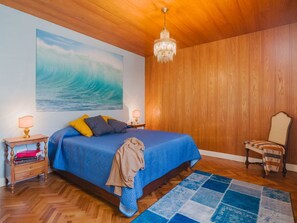 3 makuuhuonetta, silitysrauta/-lauta, vauvan matkasänky, ilmainen Wi-Fi