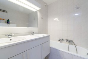 Hair dryer - Apartment in Middelkerke with Sea View (MIDDELKERKE)