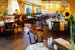 Restaurant - AIGES MELATHRON (Veroia)