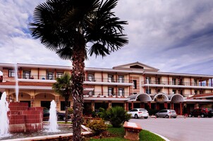 Fachada de la propiedad