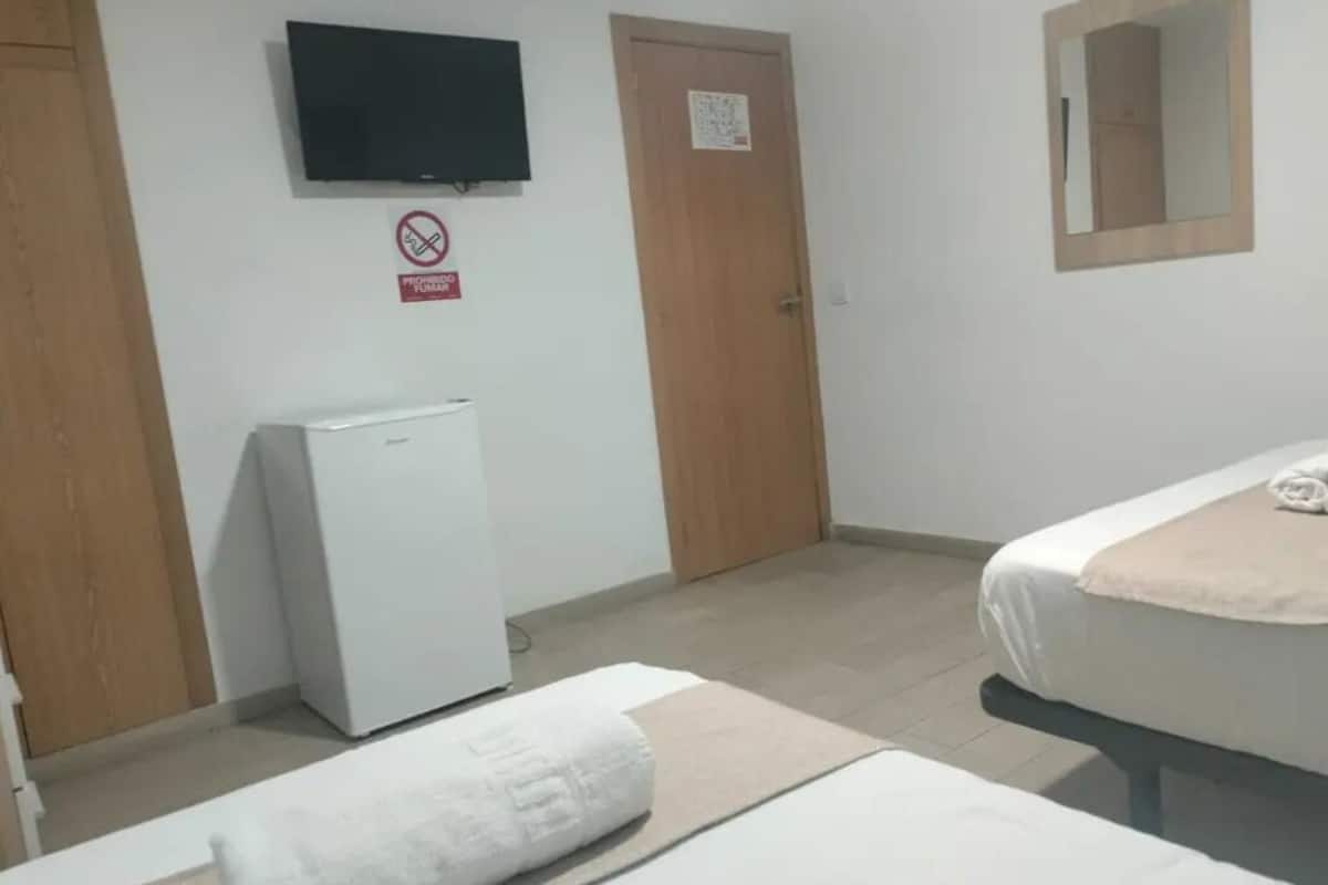 Chambre Triple Ăconomique | 1 chambre, Wi-Fi gratuit