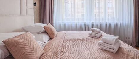 1 chambre, fer et planche Ă repasser, Wi-Fi, draps fournis