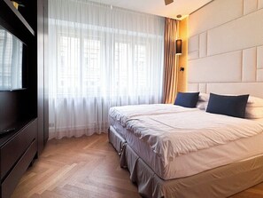 2 makuuhuonetta, silitysrauta/-lauta, Wi-Fi, vuodevaatteet