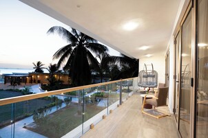 Suite Room With Sea View | Balcony