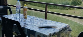 Sea view apartment direct beach access