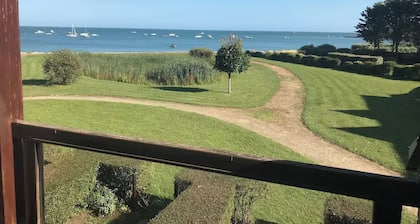 appartement vue mer accĂšs direct plage