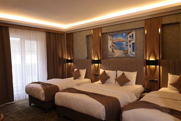 Comfort Triple Room, Balcony, City View | Frette Italian sheets, premium bedding, Select Comfort beds - MİR EMİR HOTEL (Van)