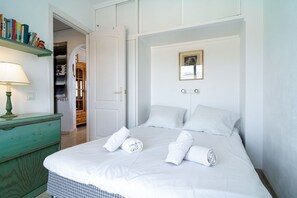 Room - Stella Maris Beachfront 2J by Casasol (Nerja)