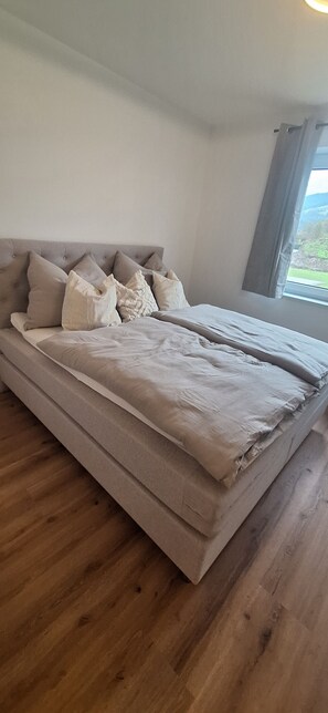 2 bedrooms, free WiFi, bed sheets