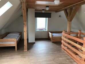 2 Schlafzimmer, Bügeleisen/Bügelbrett, kostenloses WLAN, Bettwäsche