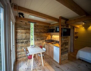 Living room - Furnished Chalet Sint Maartenszee (Sint Maartensvlotbrug)