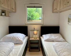 Classic House, 2 Bedrooms | 7 bedrooms - Furnished Chalet Sint Maartenszee (Sint Maartensvlotbrug)