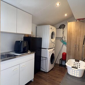 Classic House, 2 Bedrooms | Interior