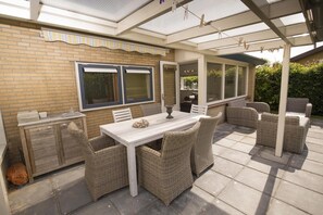 Balcony - Home in Sint Maartenszee With Veranda (Sint Maartensvlotbrug)
