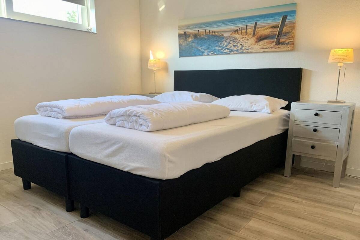 13 habitaciones, muebles diferentes y ropa de cama