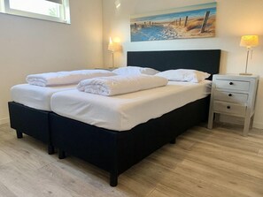 13 habitaciones, muebles diferentes y ropa de cama 