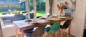 Home in Sint Maartenszee With Veranda