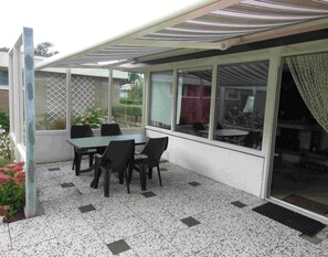 13 sovrum, unika möbler och strykjärn/strykbräda