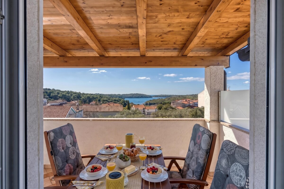 Family Apartment, 1 Bedroom, Balcony (Apt Jakara 3 - Sea View Balcony)