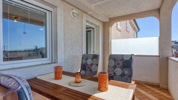 Family Apartment, 1 Bedroom (Apartment Jakara 2) | Balcony