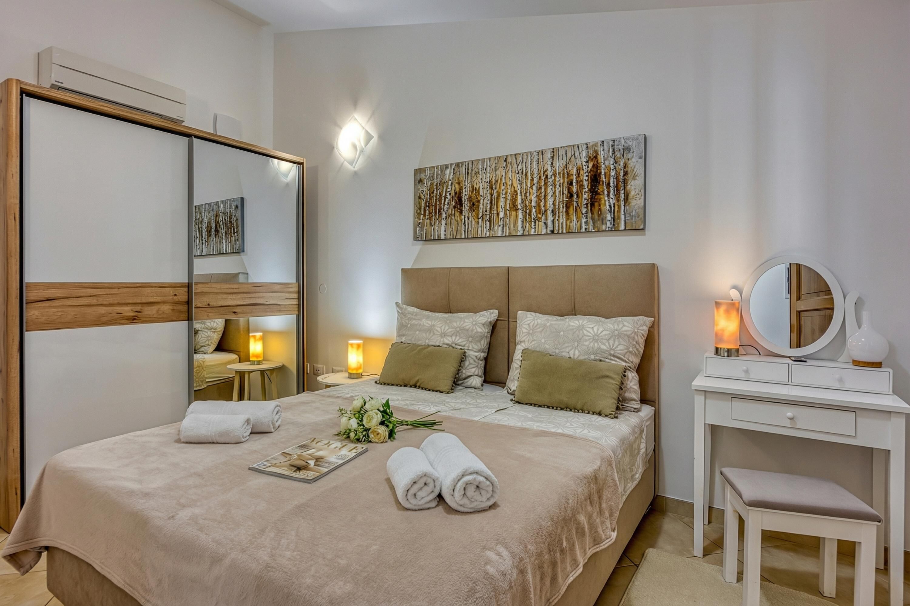 Family House, 2 Bedrooms, Fireplace (2BR Apt Jakara 4 - Terrace & BBQ) | WiFi