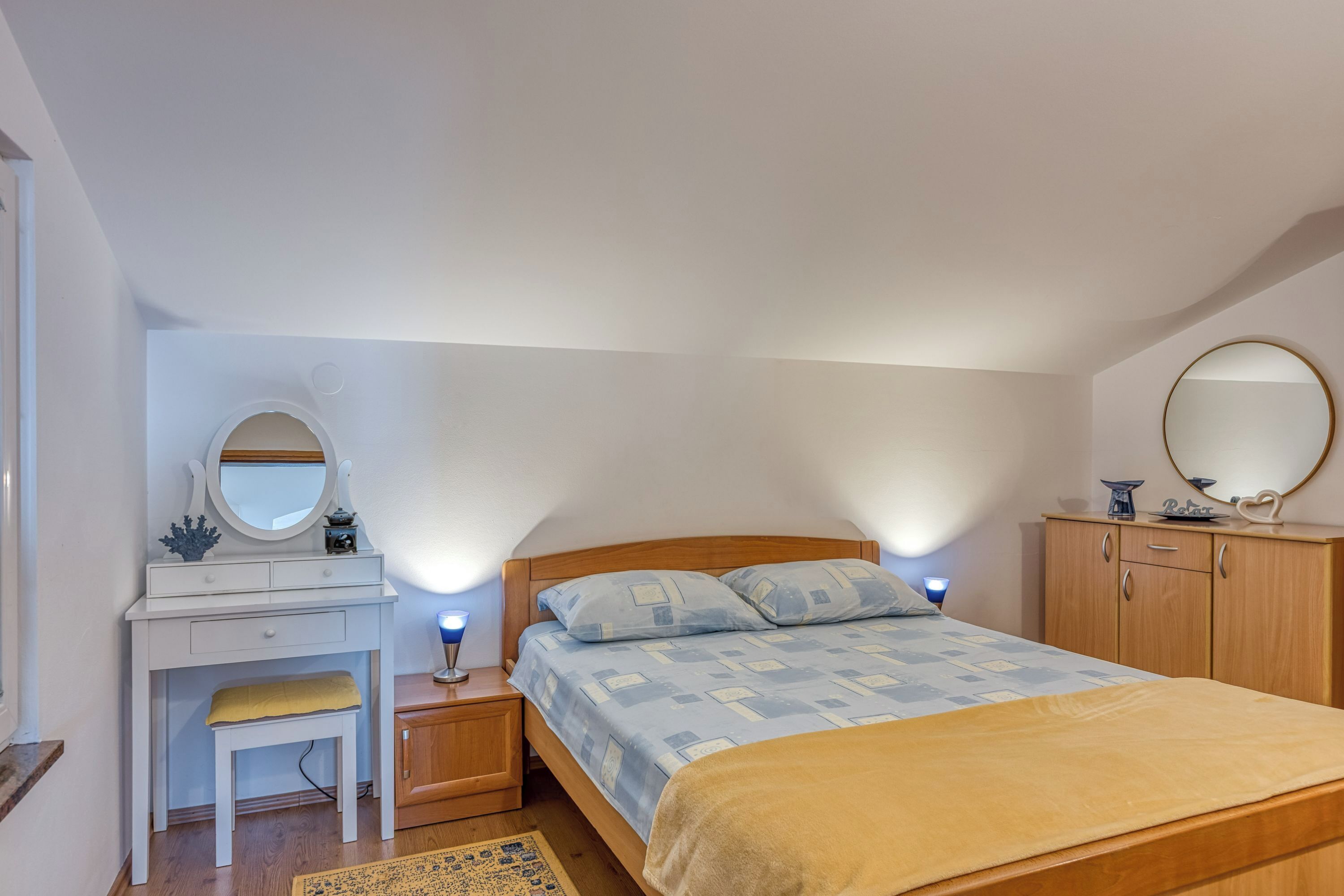 Family Apartment, 1 Bedroom (Apartment Jakara 3) | 1 bedroom, free WiFi, bed sheets