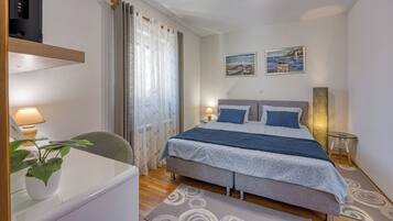 Rumah Keluarga, beberapa kamar (Small Holiday Home Jakara 5) | 2 kamar tidur, Wi-Fi gratis, dan seprai linen