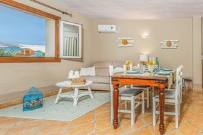 Dining - Dimora Apartments (Arzachena)